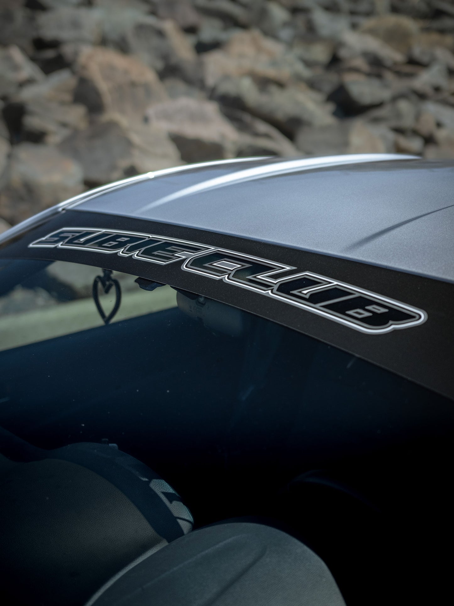 DIE CUT WINDSHIELD BANNERS